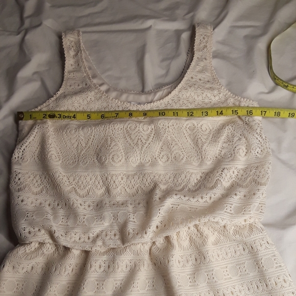 LONDON TIMES Cream Crochet Lace Maxi Sleeveless Dress 6 (Small) - Picture 6 of 7